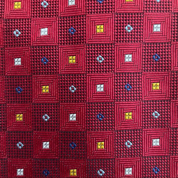 Bespoke Apparel silk tie made in Italy - Picture 5 of 13